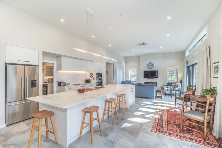 Photo of property in 19 Lindsay Road, Levin, 5510