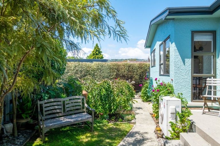 Photo of property in 2/134 Parkers Road, Tahunanui, Nelson, 7011