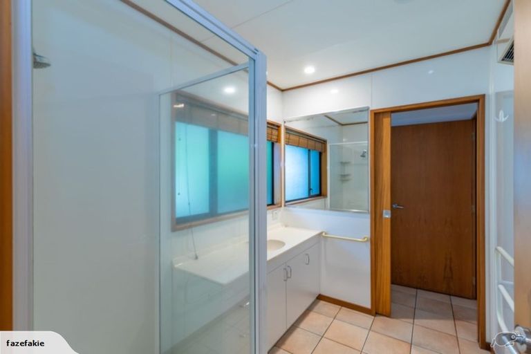 Photo of property in 73 Corfe Street, Ilam, Christchurch, 8041