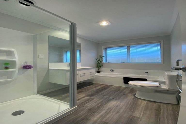 Photo of property in 42 Union Drive, Papamoa, 3118