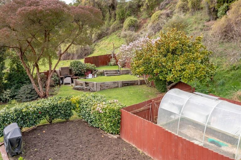 Photo of property in 22 Howard Street, Macandrew Bay, Dunedin, 9014