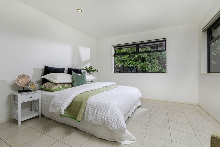 Photo of property in 4 Clapton Place, Henderson, Auckland, 0612