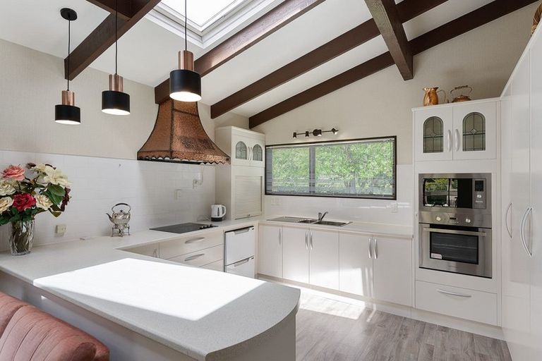 Photo of property in 32 Bannister Place, Ilam, Christchurch, 8053