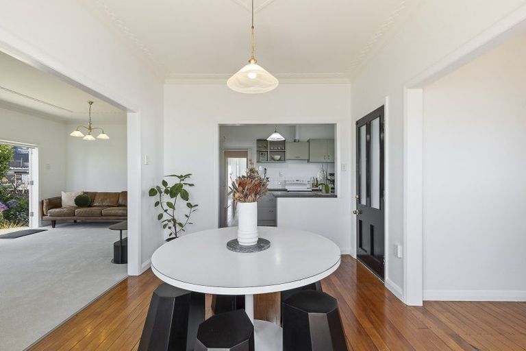 Photo of property in 40 Tukapa Street, Westown, New Plymouth, 4310