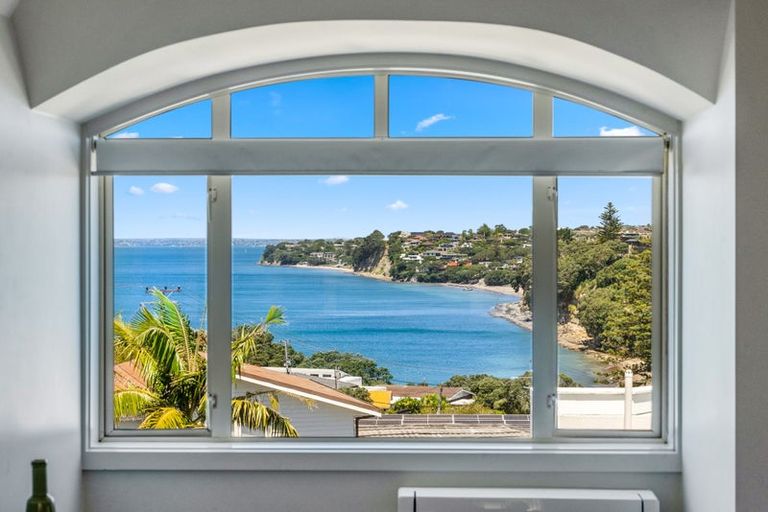 Photo of property in 2/20 Gulf View Road, Murrays Bay, Auckland, 0630