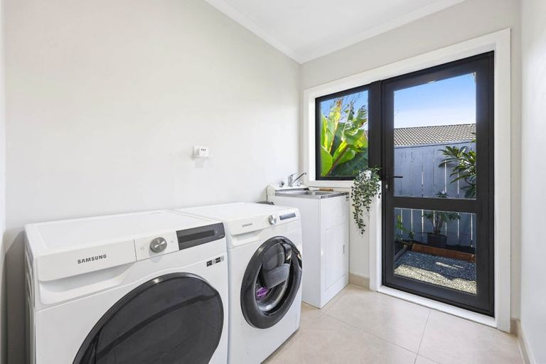 Photo of property in 4 Shankill Place, East Tamaki, Auckland, 2013