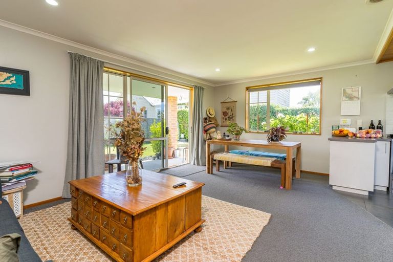 Photo of property in 36 Bay Road, Warrington, Waikouaiti, 9471