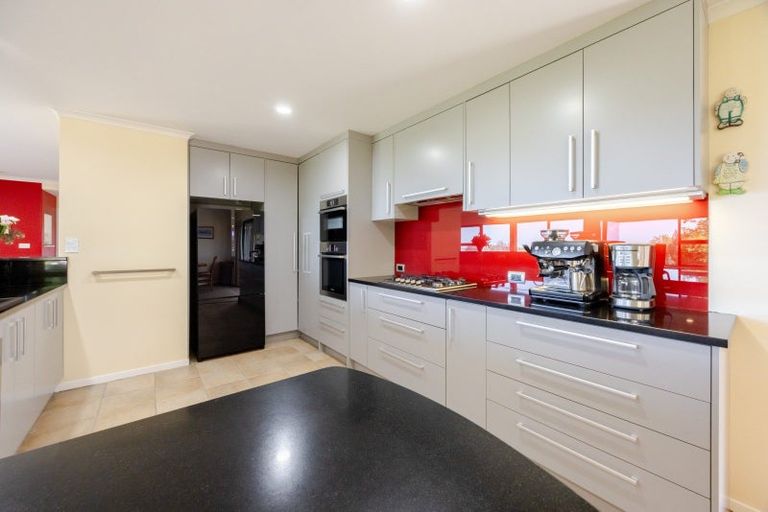 Photo of property in 205 Poraiti Road, Poraiti, Napier, 4182