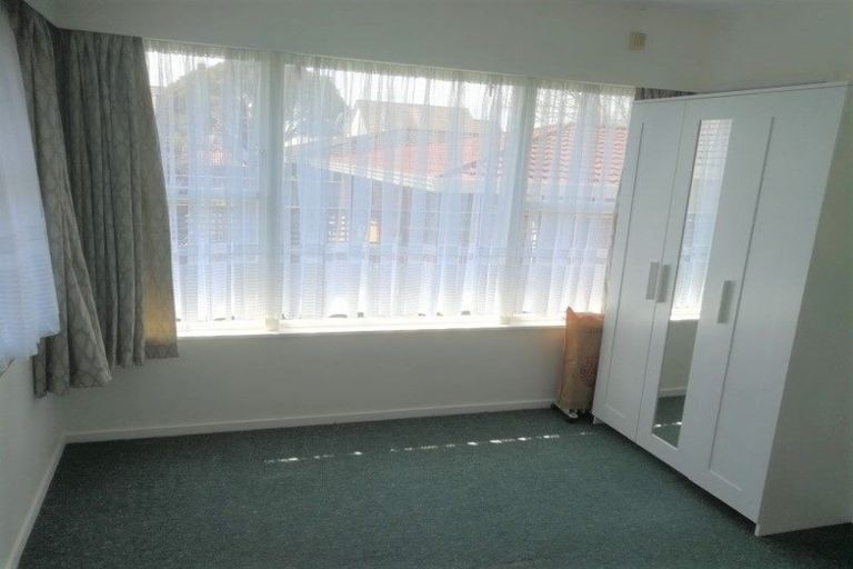 Photo of property in 14 Seafarer Crescent, Stanmore Bay, Whangaparaoa, 0932