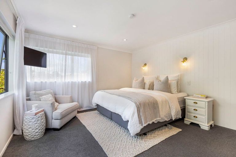 Photo of property in 4 Brandon Road, Manly, Whangaparaoa, 0930