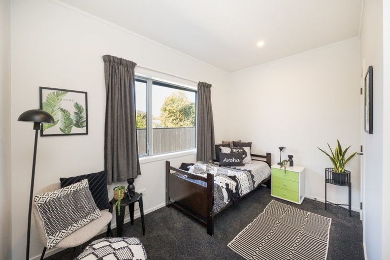Photo of property in 8 Cousins Avenue East, Foxton Beach, Foxton, 4815