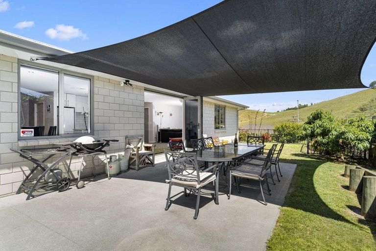 Photo of property in 101 Ballintoy Park Drive, Welcome Bay, Tauranga, 3175