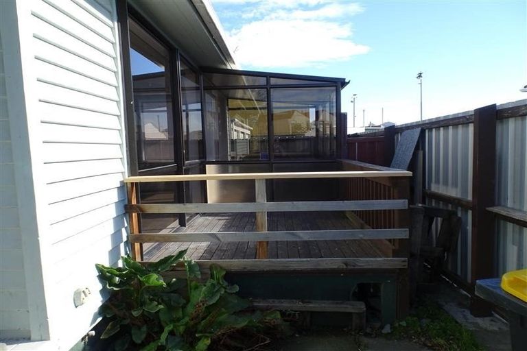 Photo of property in 12 Tanner Street, Woolston, Christchurch, 8023