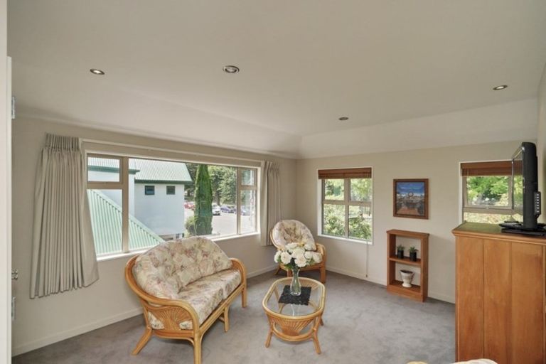 Photo of property in 135 Deans Avenue, Riccarton, Christchurch, 8011