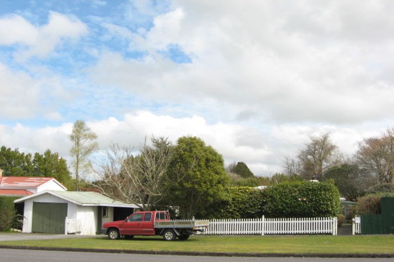 Photo of property in 71 Cordelia Street, Stratford, 4332