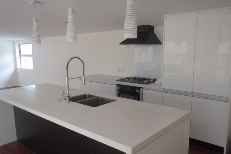 Photo of property in 34 Farnham Street, Mornington, Wellington, 6021