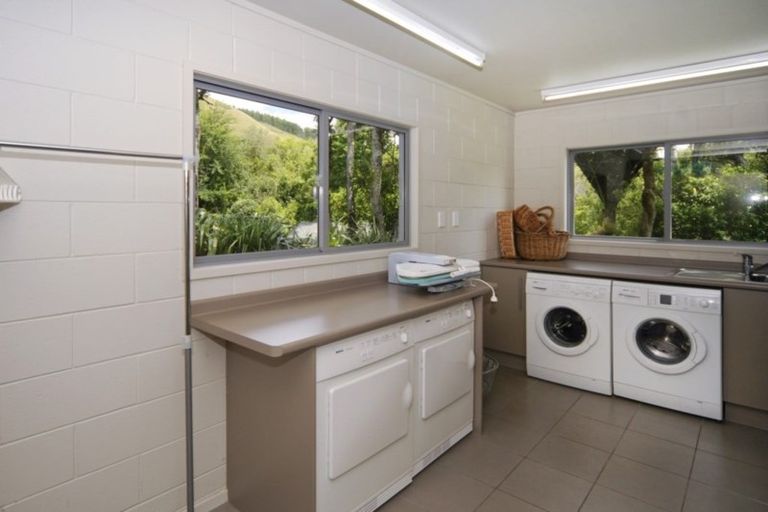 Photo of property in 11 Morehu Road, Rotoiti Forest, Rotorua, 3074