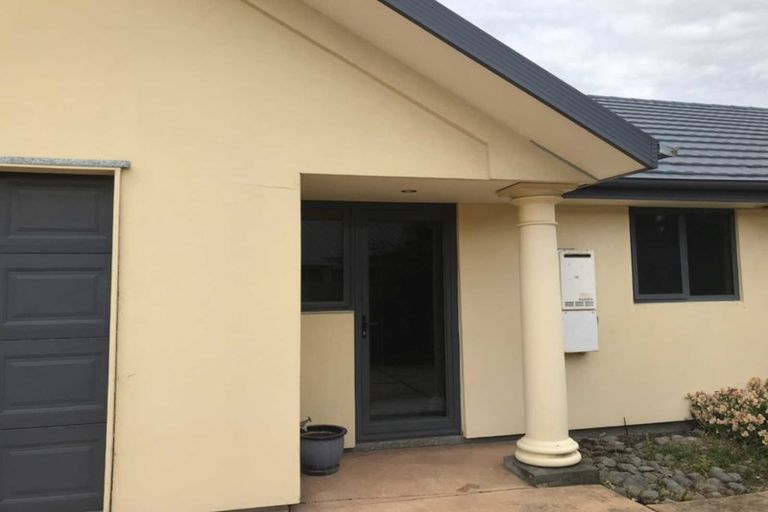 Photo of property in 28 Travis Country Drive, Burwood, Christchurch, 8083