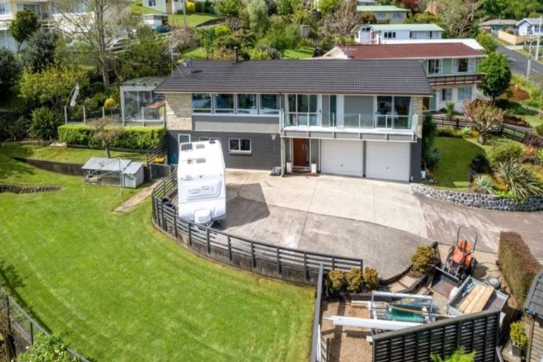 Photo of property in 111 Brunton Crescent, Thames, 3500