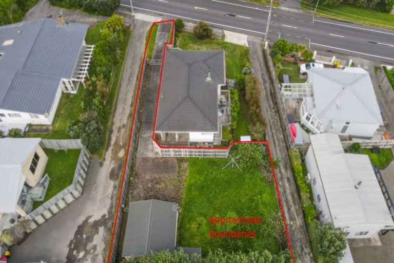 Photo of property in 50b Wharemauku Road, Raumati Beach, Paraparaumu, 5032