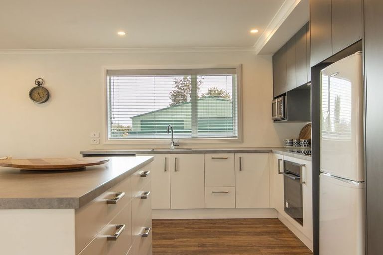 Photo of property in 21 Fraser Crescent, Twizel, 7901