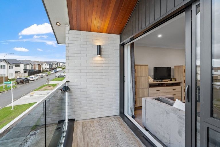 Photo of property in 25 Lime Hill Rise, Flat Bush, Auckland, 2019