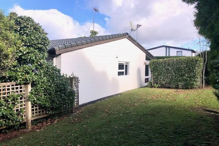 Photo of property in 4/28 Wolsley Avenue, Milford, Auckland, 0620