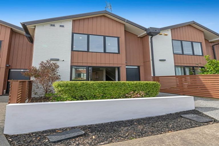 Photo of property in 4 Orca Drive, Stanmore Bay, Whangaparaoa, 0932