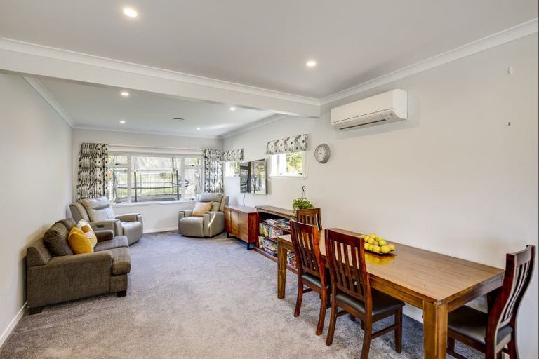 Photo of property in 91 Puketapu Road, Taradale, Napier, 4112