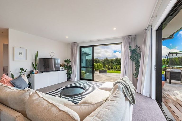 Photo of property in 39 Dawson Road, Snells Beach, 0920