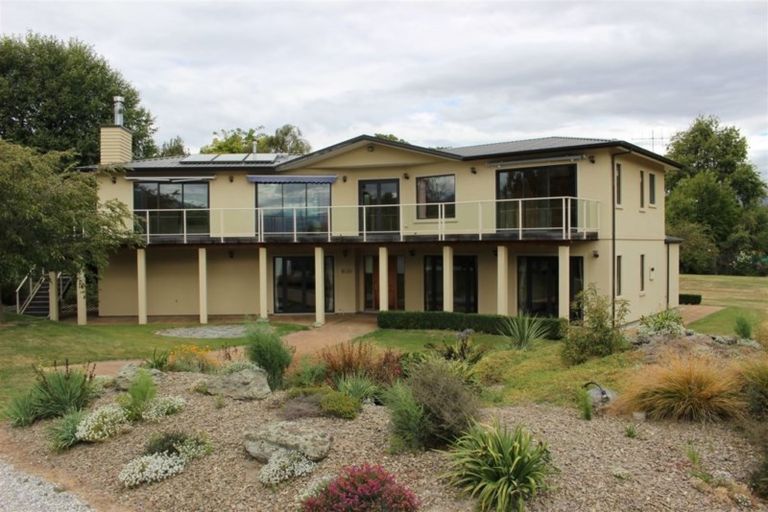 Photo of property in 200a Beacon Point Road, Wanaka, 9305