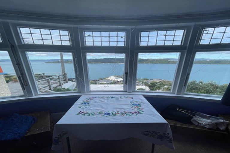 Photo of property in 35 Grafton Road, Roseneath, Wellington, 6011