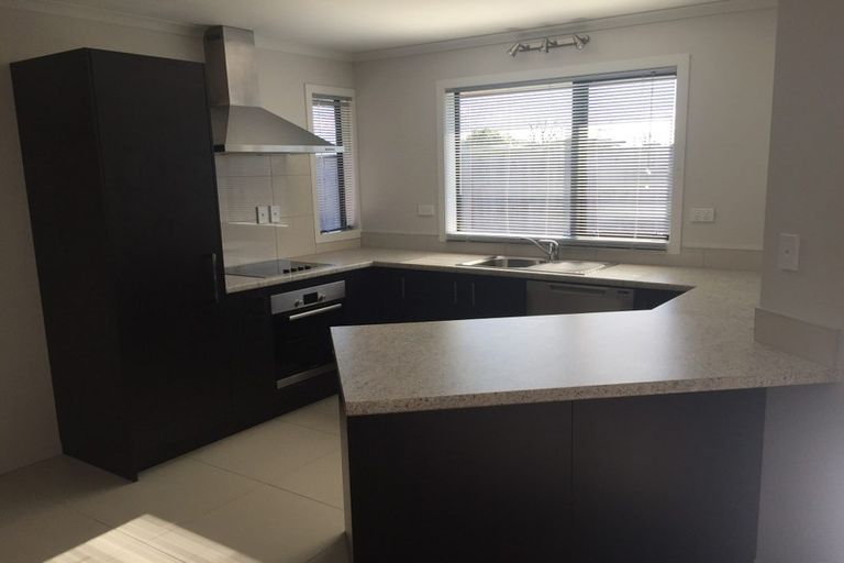 Photo of property in 10d Campbell Street, Hawera, 4610