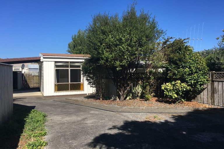 Photo of property in 2a Rawhiti Place, Saint Johns Hill, Whanganui, 4501