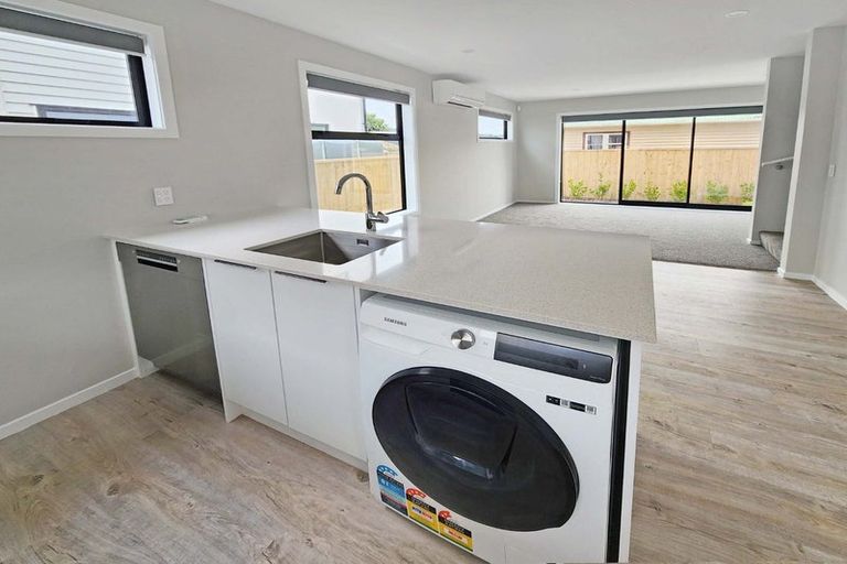 Photo of property in 10 Reading Street, Wainuiomata, Lower Hutt, 5014