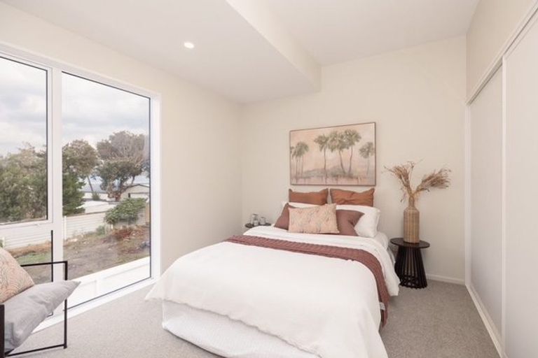 Photo of property in 3/50 Marine Parade, Mount Maunganui, 3116