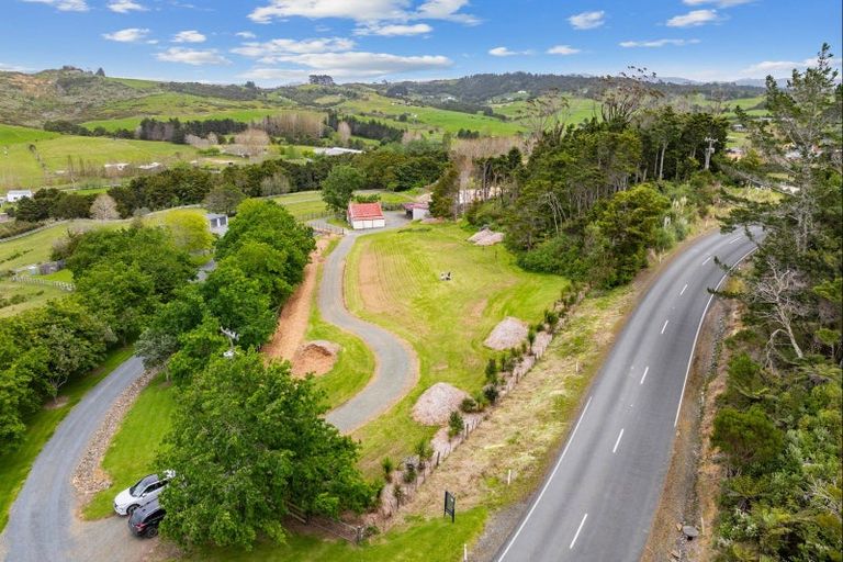 Photo of property in 124b Devich Road, Mangawhai, 0975