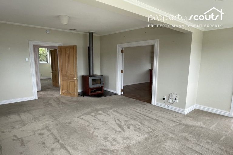 Photo of property in 24 Porterfield Street, Macandrew Bay, Dunedin, 9014