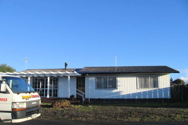 Photo of property in 21 Columbus Crescent, Flaxmere, Hastings, 4120