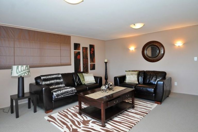 Photo of property in 5 Clifton Road, Browns Bay, Auckland, 0630