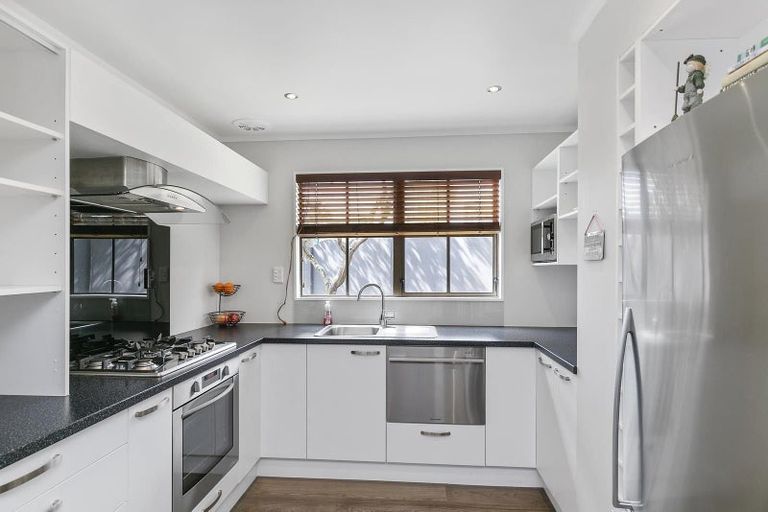 Photo of property in 6a Bayou Lane, Churton Park, Wellington, 6037