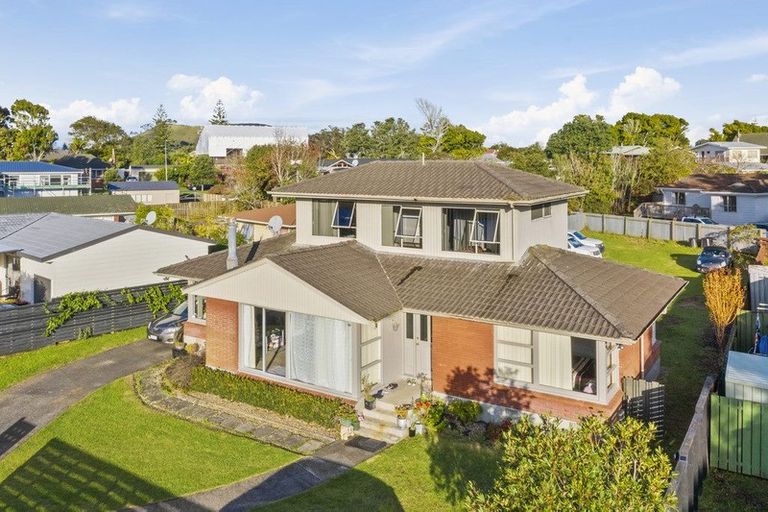 Photo of property in 86 Muir Avenue, Mangere Bridge, Auckland, 2022