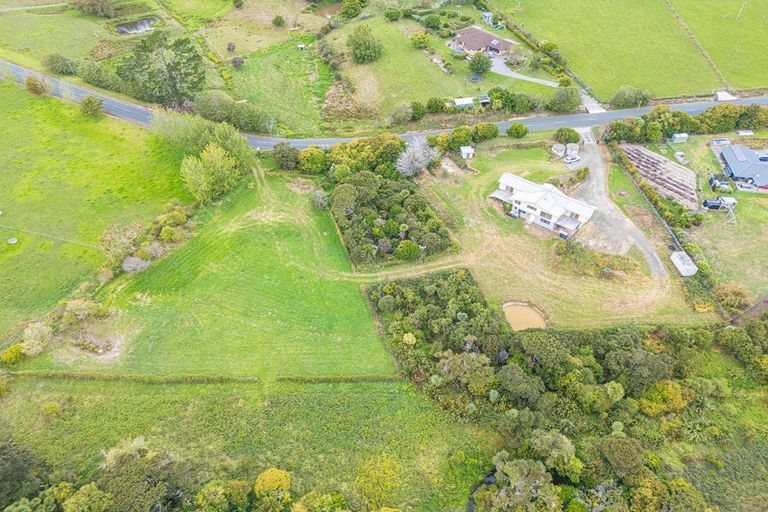 Photo of property in 83 Kanohi Road, Kaukapakapa, 0873