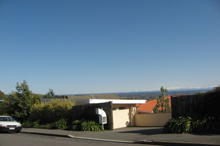 Photo of property in 10 Kiteroa Place, Cashmere, Christchurch, 8022