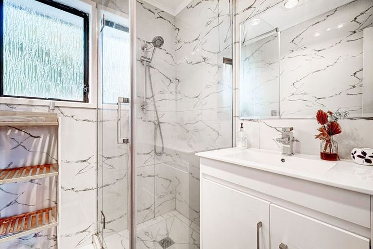 Photo of property in 29 Ellis Avenue, Mount Roskill, Auckland, 1041