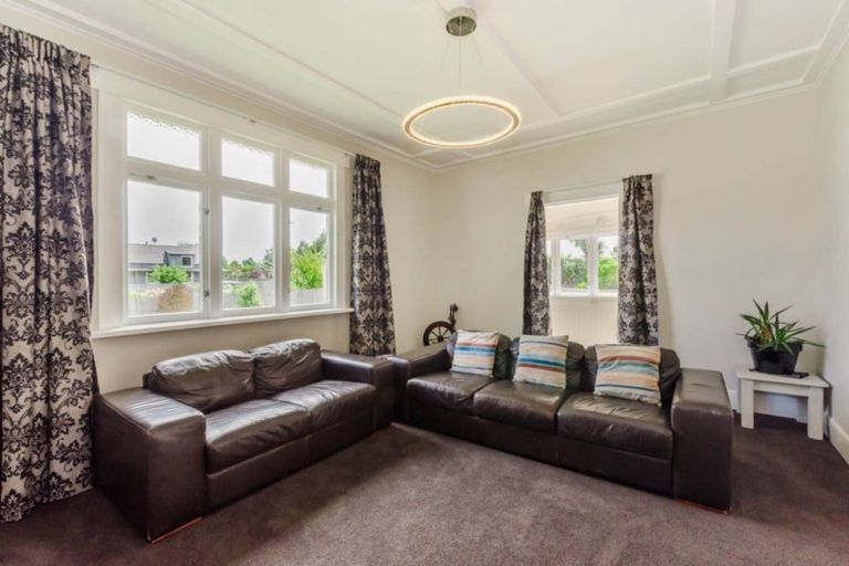 Photo of property in 19 Kew Grove, Raumati Beach, Paraparaumu, 5032