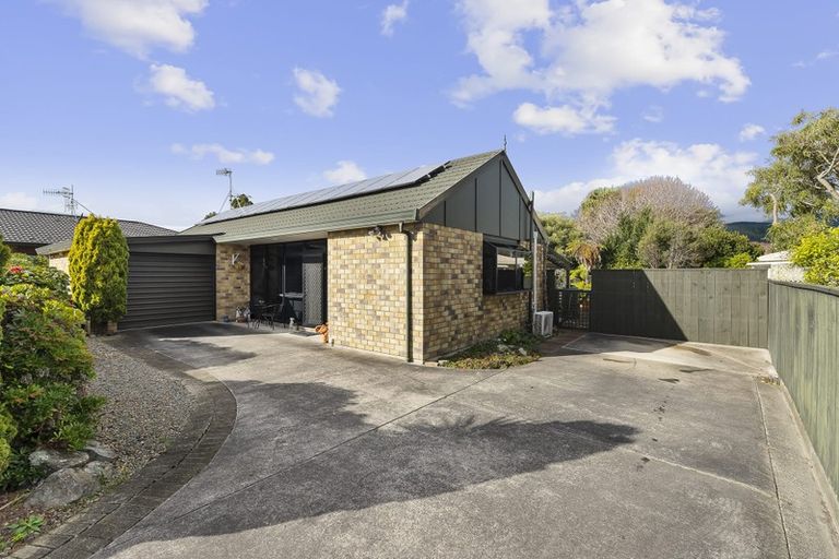 Photo of property in 3b Heihei Place, Paraparaumu, 5032
