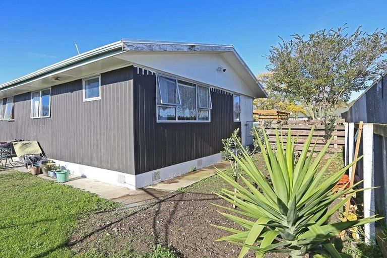 Photo of property in 12 Berwick Street, Flaxmere, Hastings, 4120