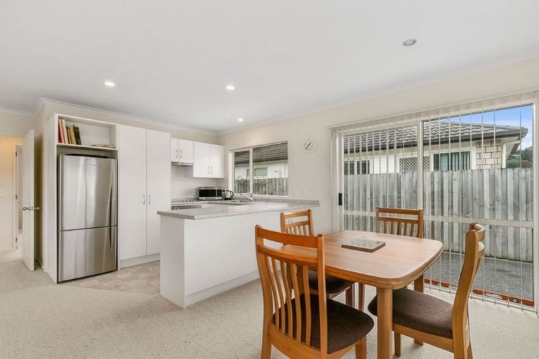 Photo of property in 11 Woodland Mews, Wainuiomata, Lower Hutt, 5014