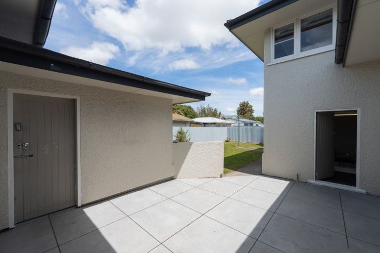 Photo of property in 2 Squires Place, Awapuni, Palmerston North, 4412